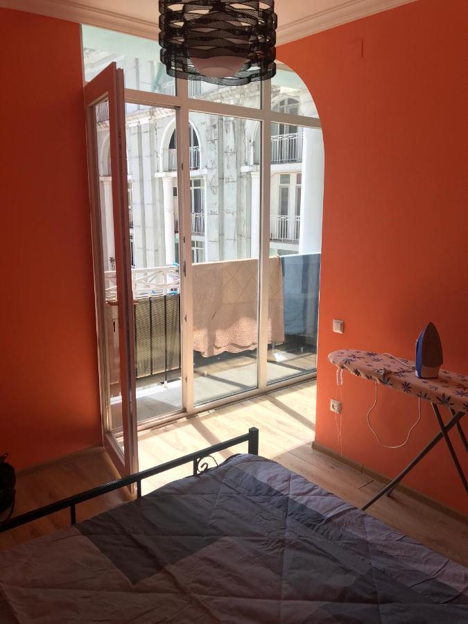 Apartment White Magnolia Batumi Exterior photo